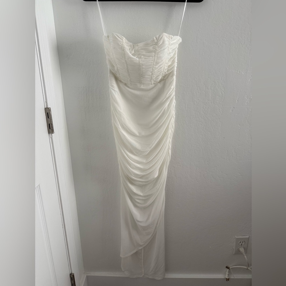 NWT! White midi dress